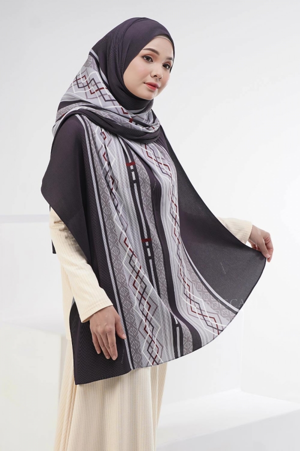 Hasna Lux Pleated 2.0 - Dark black Hasna Lux Pleated 2.0 - Dark black